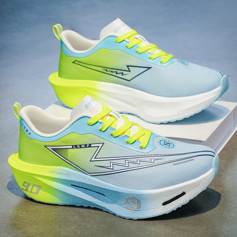รองเท้าวิ่งผู้ชาย พื้นคาร์บอน  - Men'S Shoes Professional บทวิจารณ์และราคา